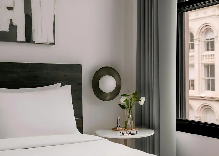 Duane Street Hotel Tribeca, Sonder